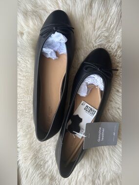 NWT Leather Ballet Flats! Sz 42!
